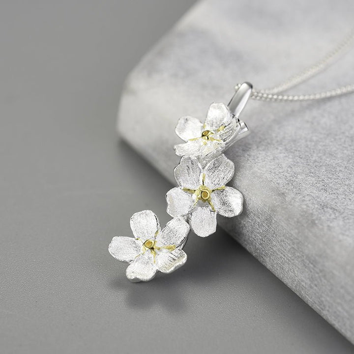 PRINCESENSE DAISY FLOWER NECKLACE