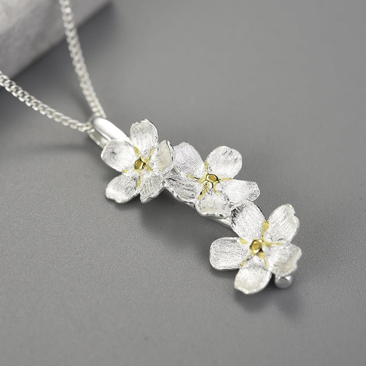 PRINCESENSE DAISY FLOWER NECKLACE