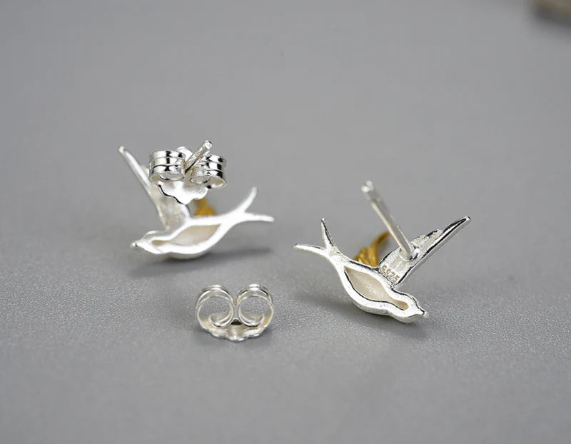 PRINCESENSE SWALLOW WILLOW STUD EARRINGS