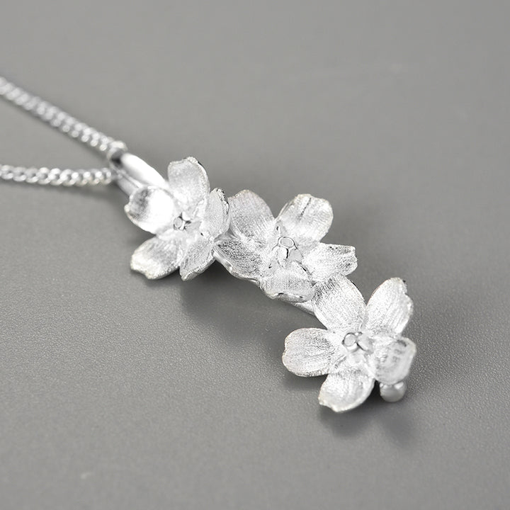 PRINCESENSE DAISY FLOWER NECKLACE