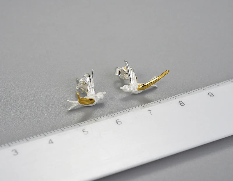 PRINCESENSE SWALLOW WILLOW STUD EARRINGS