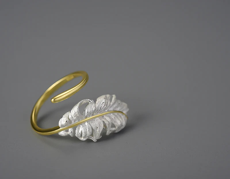 PRINCESENSE GOOSE FEATHER RING