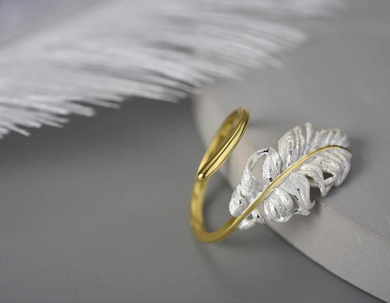 PRINCESENSE GOOSE FEATHER RING