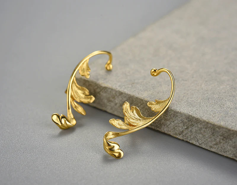 PRINCESENSE ACANTHUS LEAF EARRING