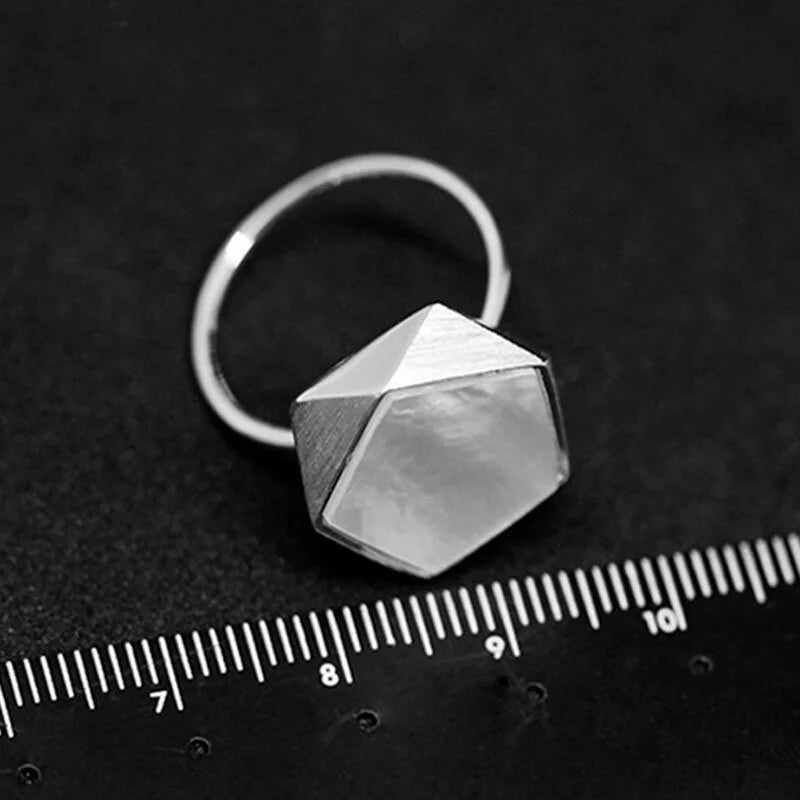 PRINCESENSE PENTAGON GEOMETRIC RING