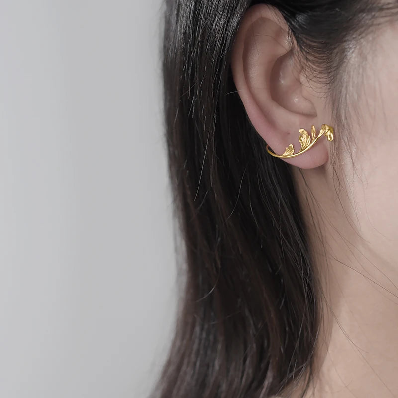 PRINCESENSE ACANTHUS LEAF EARRING