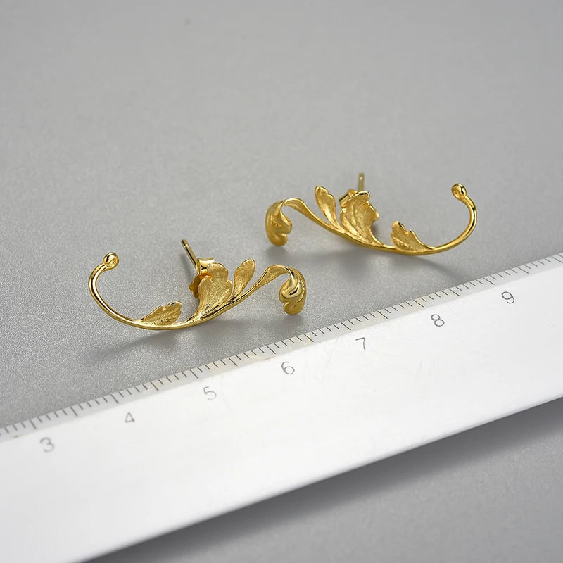 PRINCESENSE ACANTHUS LEAF EARRING