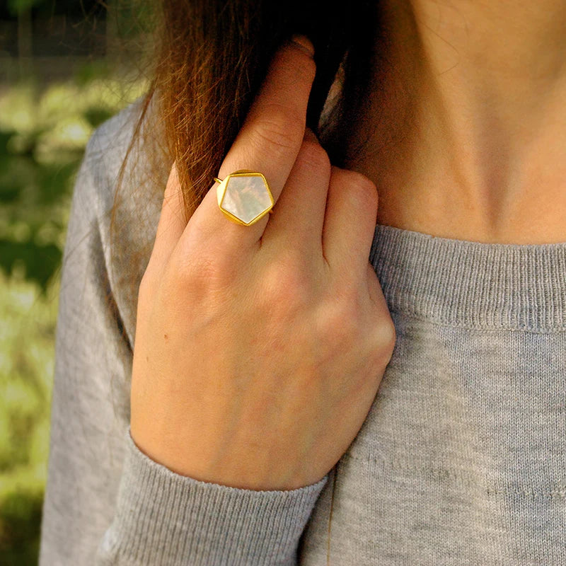 PRINCESENSE PENTAGON GEOMETRIC RING