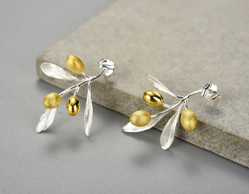 PRINCESENSE OLIVES EARRING