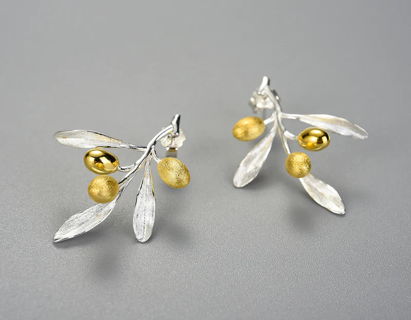 PRINCESENSE OLIVES EARRING