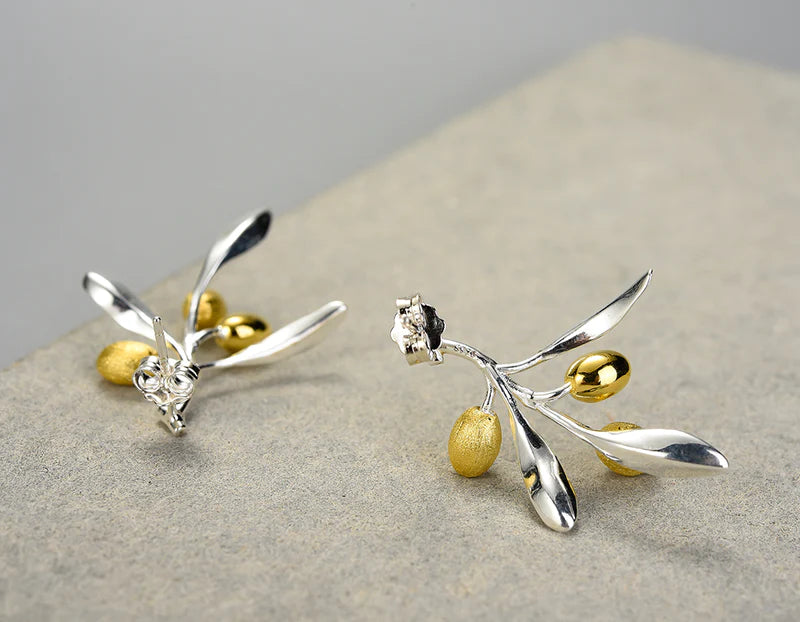 PRINCESENSE OLIVES EARRING