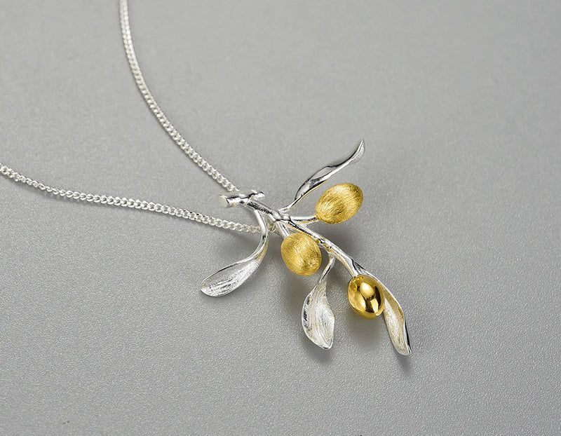 PRINCESENSE OLIVES NECKLACE