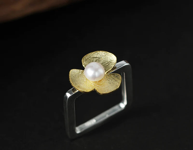 PRINCESENSE PEARL CLOVER RING