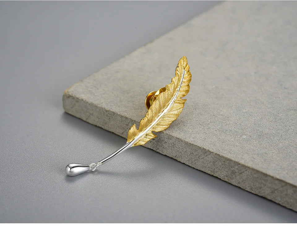 PRINCESENSE VINTAGE FEATHER BROOCH