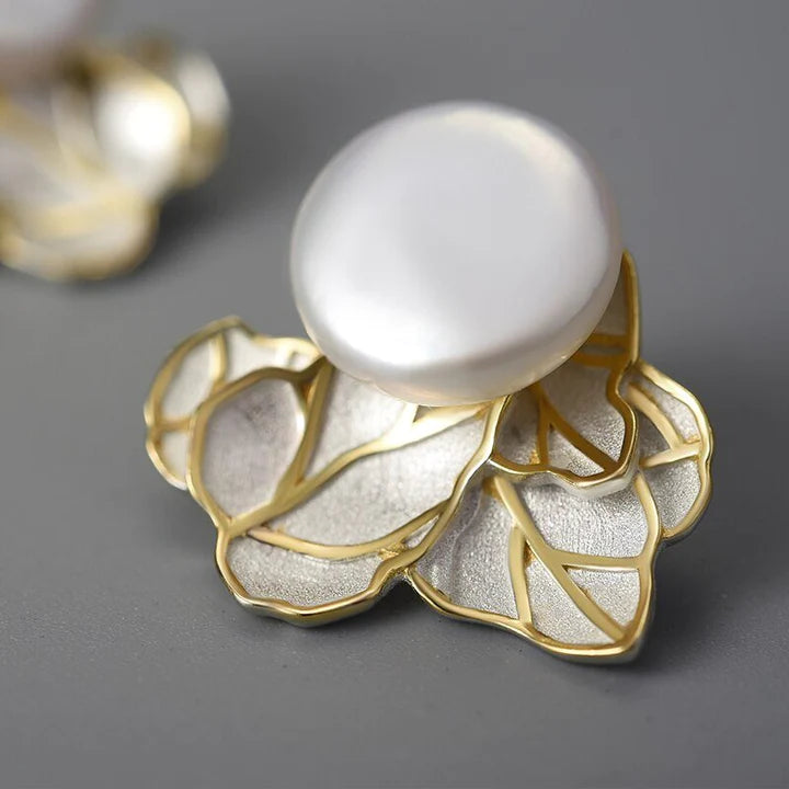 PRINCESENSE PEARL LEAVES STUD EARRINGS