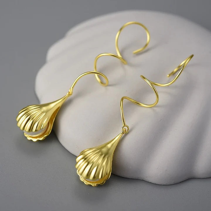 PRINCESENSE PEARL IN SHELL EARRINGS