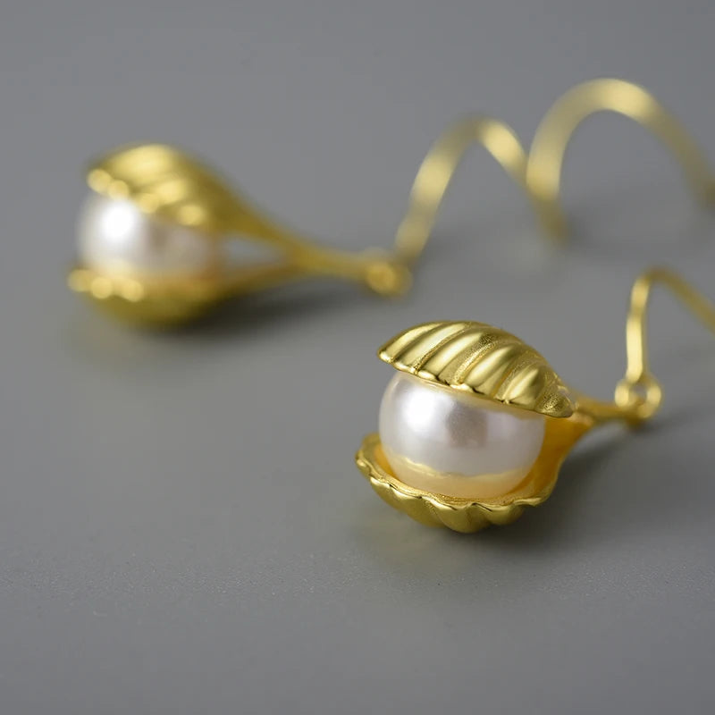 PRINCESENSE PEARL IN SHELL EARRINGS