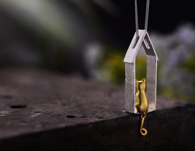 PRINCESENSE DAYDREAMING CAT PENDANT