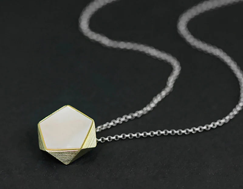 PRINCESENSE PENTAGON GEOMETRIC PENDANT