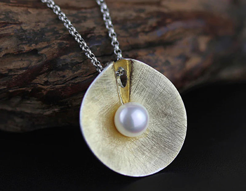 PRINCESENSE PEARL LEAF PENDANT