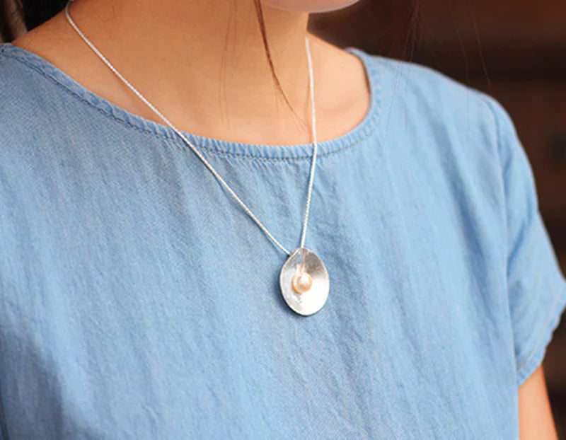 PRINCESENSE PEARL LEAF PENDANT