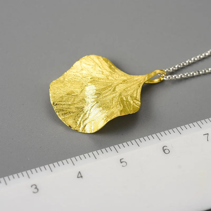 PRINCESENSE LEAF NECKLACE