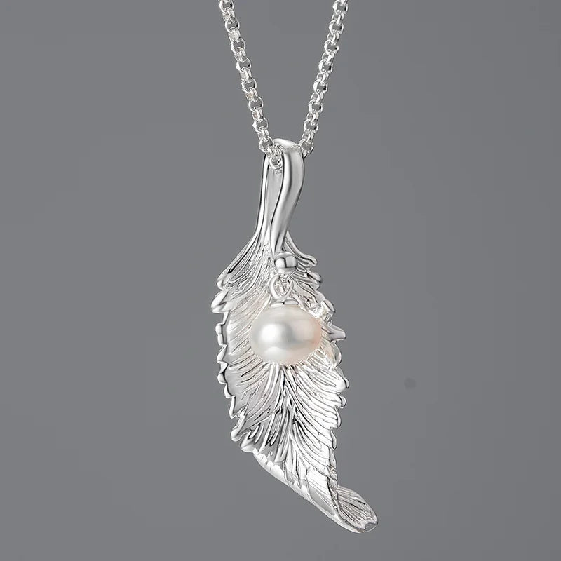 PRINCESENSE PEARL IN THE LEAF NECKLACE