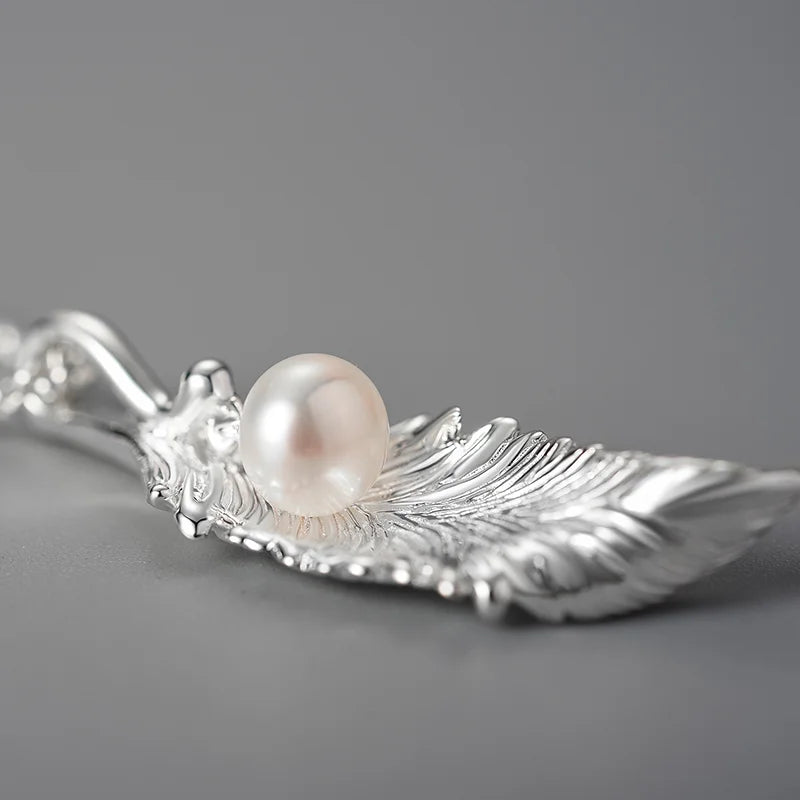 PRINCESENSE PEARL IN THE LEAF NECKLACE