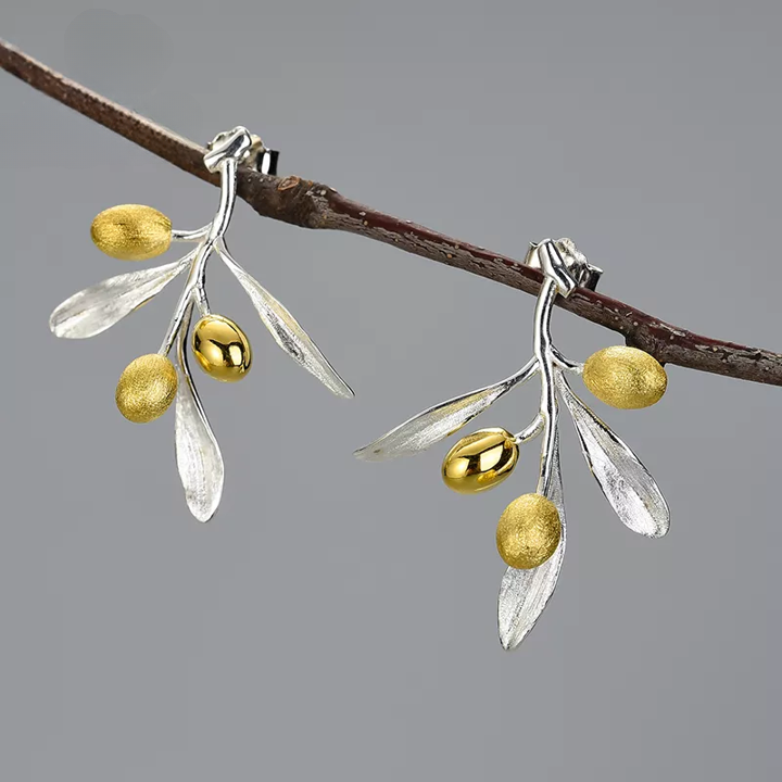 PRINCESENSE OLIVES EARRING